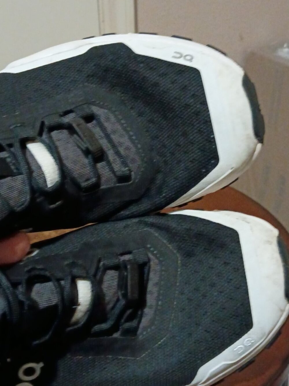 On Cloudultra Swiss Engineering Women's Size 9.5 Running Shoes Black White - Picture 13 of 13